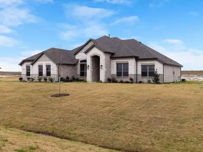 New construction Single-Family house 124 Lila Lake Dr, Waxahachie, TX 75165 - image