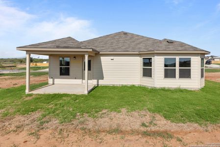 New construction Single-Family house 109 Pendleton Cv, Floresville, TX 78114 Ellsworth- photo 30 30