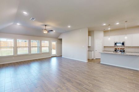 New construction Single-Family house 7416 Sunset Valley Ln, Denton, TX 76249 plan Kingsley - 40' Smart Series - image 12