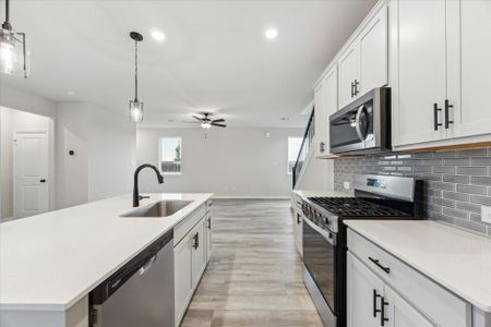 New construction Single-Family house 6403 Prospect Oaks Pkwy, Katy, TX 77449 plan Bluebonnet - image 12