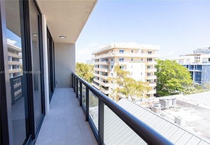 New construction Condo house 3034 Oak Ave, Unit 408, Miami, FL 33133 plan E - image 4