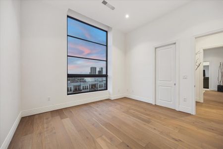 New construction Condo house 2323 San Felipe St, Unit 1101, Houston, TX 77019 - image 17