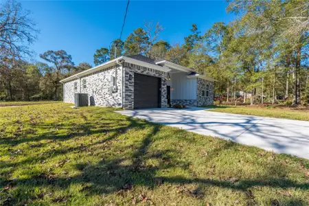 New construction Single-Family house 164 County Rd 3370, Cleveland, TX 77327 - image