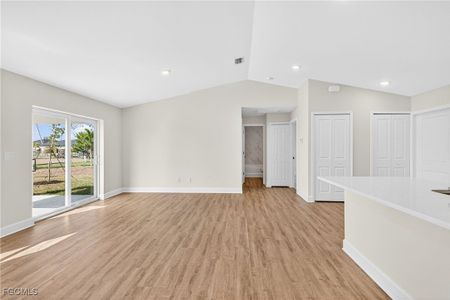 New construction Single-Family house 1124 Nw 19Th Ave, Cape Coral, FL 33993 plan The Seabreeze Cove - image 17