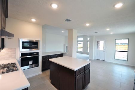 New construction Single-Family house 2206 Fortuna Dr, League City, TX 77539 - image 8