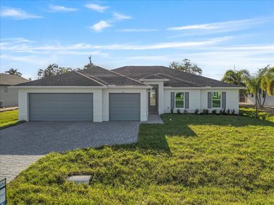 New construction Single-Family house 1135 Nw 13Th St, Cape Coral, FL 33993 plan The Paradise Cove III - image 1