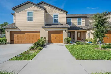 New construction Townhouse house 1714 Wynford Cir, Tavares, FL 32778 - image