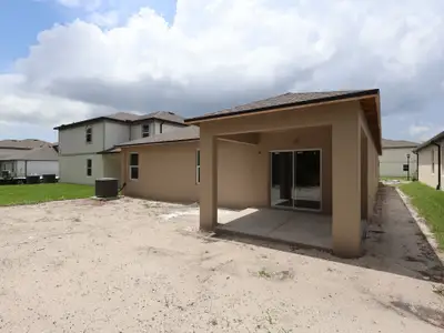 New construction Single-Family house 4910 Meadow Bay Ct, Wimauma, FL 33598 plan Elmhurst - image
