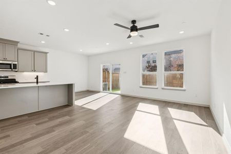 New construction Townhouse house 1379 Hill Country Pl, Celina, TX 75009 plan Channing - image 11