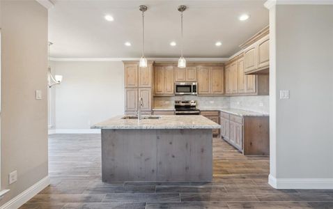 New construction Single-Family house 1910 Lake Tahoe Ln, Cleburne, TX 76033 null- photo 18 18