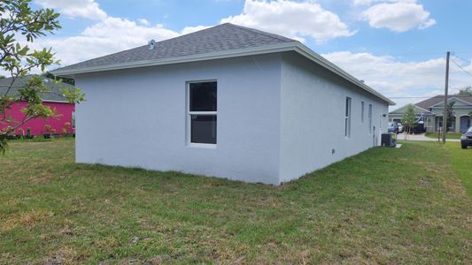 New construction Single-Family house 5203 Nw West Piper Cir, Port St. Lucie, FL 34986 null- photo 18 18