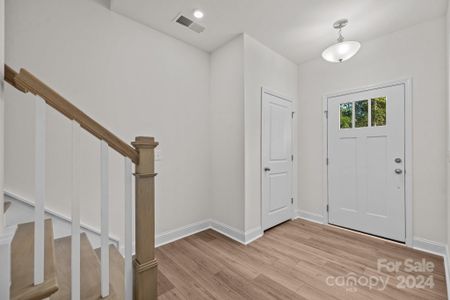 New construction Townhouse house 645 District Ct, Unit 14, Fort Mill, SC 29708 Landon- photo 5 5