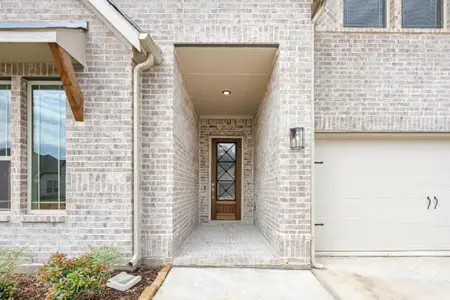 New construction Single-Family house 16421 Thistle Bend Dr, Fort Worth, TX 76247 plan Violet II - image 3