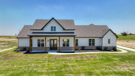 New construction Single-Family house 422 Collum View, Azle, TX 76020 - photo 0