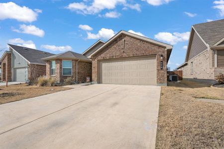 New construction Single-Family house 608 Breckenridge Park Dr, Alvarado, TX 76009 - image