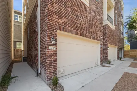New construction Single-Family house 1037 W 17Th St, Houston, TX 77008 - image 3