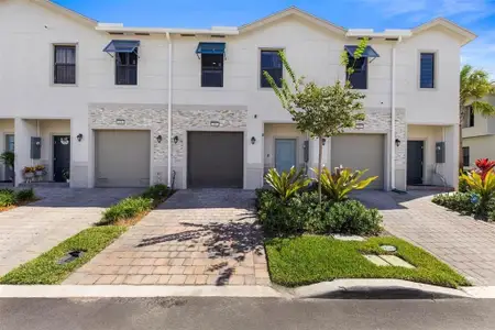 New construction Townhouse house 884 Nw 3Rd Ter, Pompano Beach, FL 33060 - image