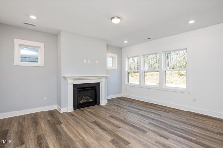 New construction Single-Family house 192 Beacon Dr, Pittsboro, NC 27312 Happy- photo 4 4