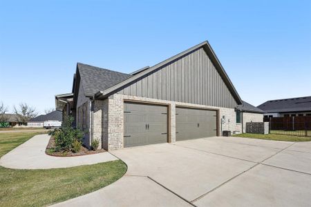 New construction Single-Family house 3108 Hazlewood Rd, Granbury, TX 76049 - image 1