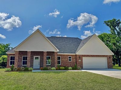 New construction Single-Family house 58 Lantana Ct, Lake Jackson, TX 77566 - image