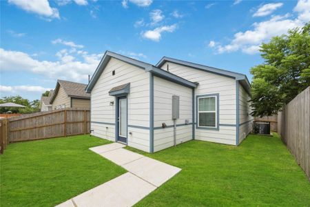 New construction Single-Family house 6423 Paris St, Houston, TX 77021 - image