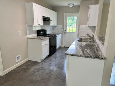 New construction Single-Family house 10796 Royal Magnolia, Conroe, TX 77303 - image