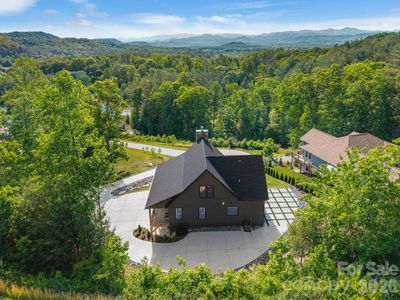 New construction Single-Family house 96 Crystal Lake Dr, Hendersonville, NC 28739 - image