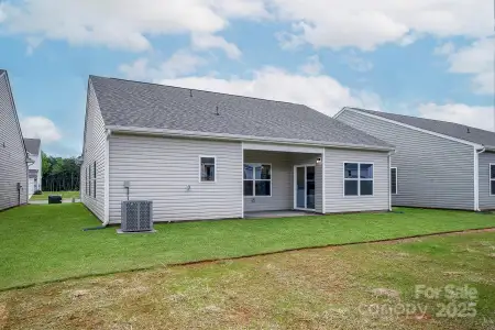 New construction Single-Family house 7015 Jerimoth Dr, Charlotte, NC 28215 plan Cary - image