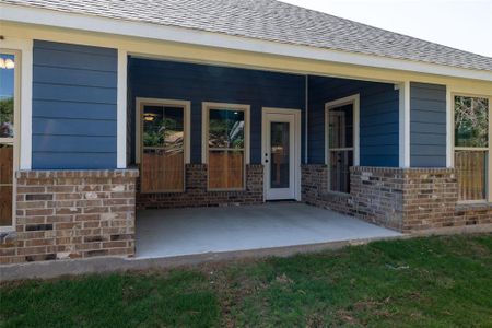 New construction Single-Family house 223 Clover Cir, Weatherford, TX 76086 null- photo 31 31