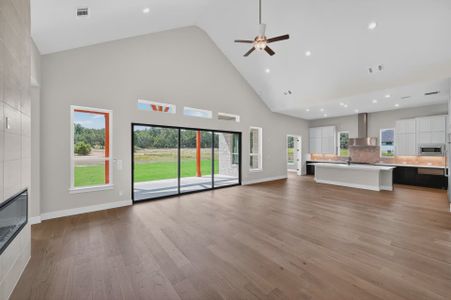 New construction Single-Family house 205 Three Rivers Rd, Georgetown, TX 76527 plan Emory - image 16