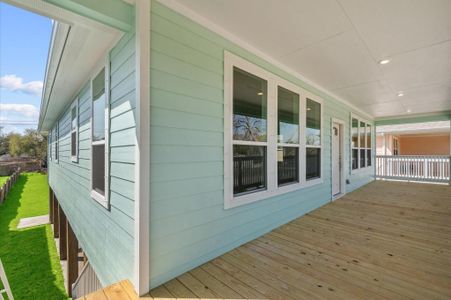 New construction Single-Family house 347 Bay Oaks St, La Porte, TX 77571 - image 3