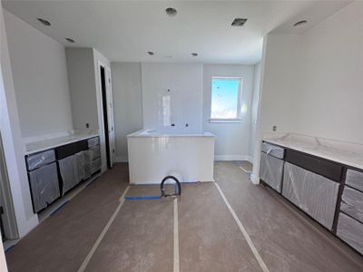 New construction Single-Family house 205 Nighthorse, Liberty Hill, TX 78642 San Simeon II- photo 5 5