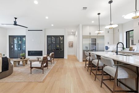 New construction Single-Family house 2605 Forest Bend Dr, Austin, TX 78704 - image 13