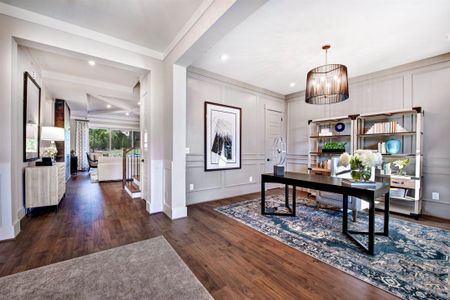 Office - looking towards the family room