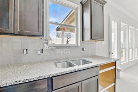 New construction Single-Family house 6427 Tomahawk, Baytown, TX 77523 - image 7