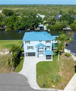 New construction Single-Family house 8717 Driftwood Dr, Tampa, FL 33615 - image