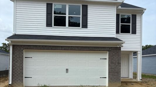 New construction Single-Family house 2116 Montalvan Dr, Greenville, NC 27834 plan Manning - Express - image
