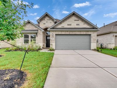New construction Single-Family house 8323 Amber Summit Ln, Angleton, TX 77515 - image