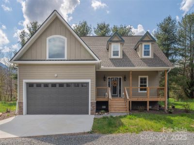 New construction Single-Family house 85 Sophie Rd, Maggie Valley, NC 28751 - image