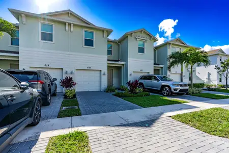 New construction Townhouse house 620 Se Lake Falls St, Port St. Lucie, FL 34984 - image