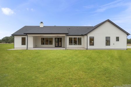 New construction Single-Family house 1172 Buckskin Trl, Bandera, TX 78003 - image 4