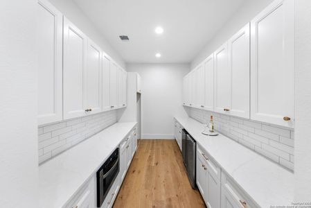 New construction Single-Family house 456 Rio Azul, Bandera, TX 78063 - image 10