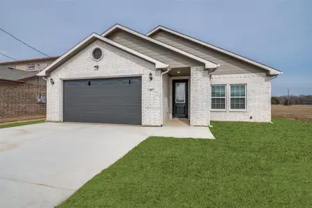 New construction Single-Family house 107 Scenic Rd, Trinidad, TX 75163 - image