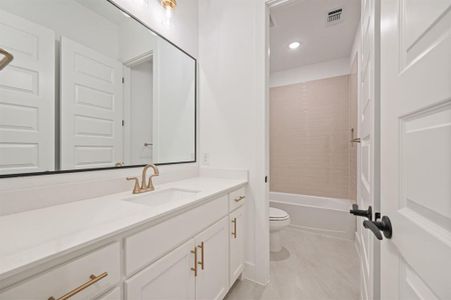 New construction Single-Family house 412 Caprock Ln, Reno, TX 76020 - image 8