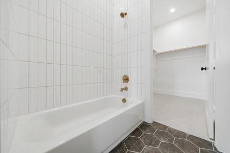 New construction Single-Family house 821 Stable Sands Wy, League City, TX 77573 - image 19
