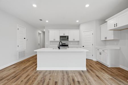 New construction Single-Family house 2827 Blackbird Ct, Crestview, FL 32536 plan Elizabeth - image 10