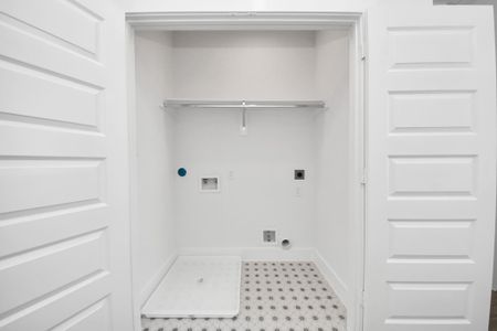 New construction Single-Family house 2104 Diagonal Ln, Houston, TX 77051 - image 19