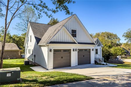 New construction Single-Family house 409 19Th Avenue Cir Nw, Unit 12, Hickory, NC 28601 - image