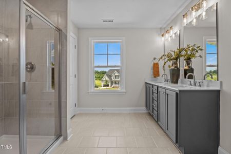 New construction Single-Family house 15 Diamond Creek Dr, Zebulon, NC 27597 - image 9