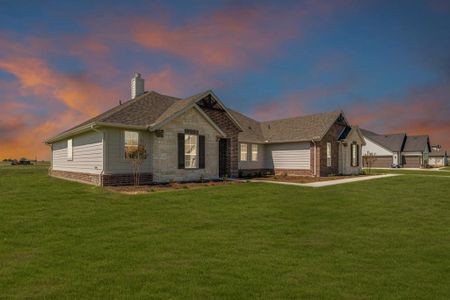 New construction Single-Family house 2213 Meteor Dr, Krum, TX 76249 Colorado II- photo 2 2